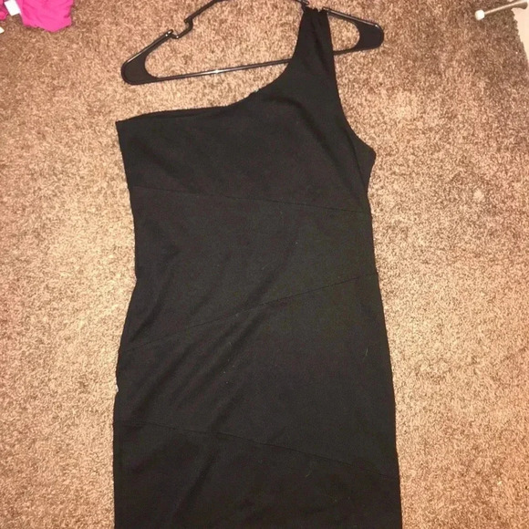 One Shoulder Dress - Picture 3 of 4